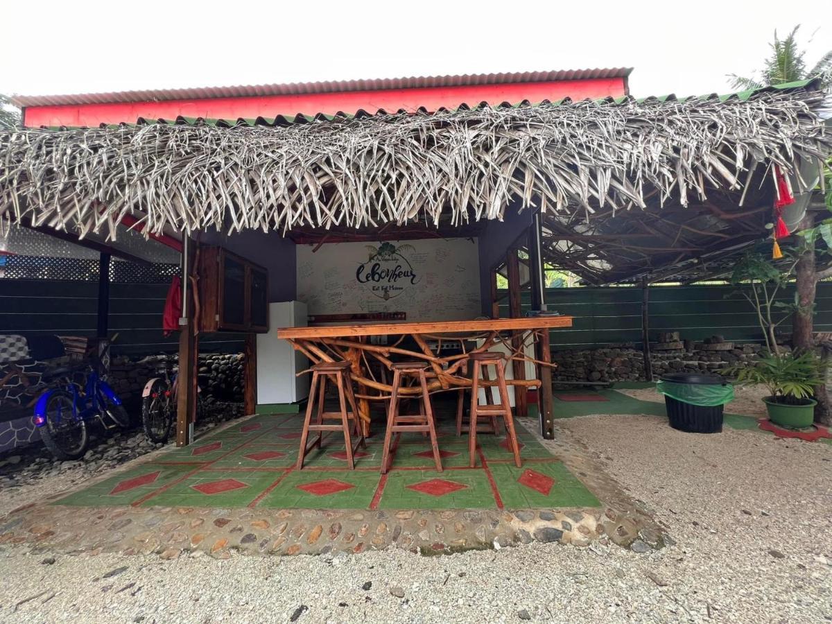 Moorea Vaiare Lodge ภายนอก รูปภาพ